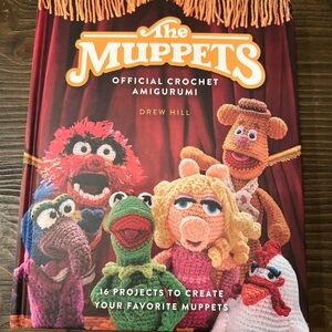 The Muppets Official Crochet Amigurumi Book
